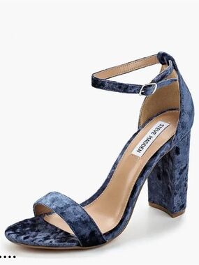 NEW Steve Madden Carrson heels feature a striking blue velvet